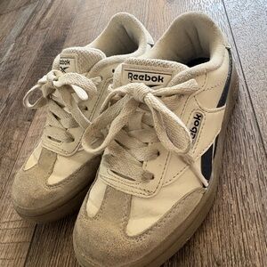 11c Reebok Classic creme and Brown dark blue Sneakers